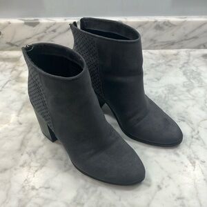 American Eagle Outfitters Gray Ankle Booties size 9 western heel boot